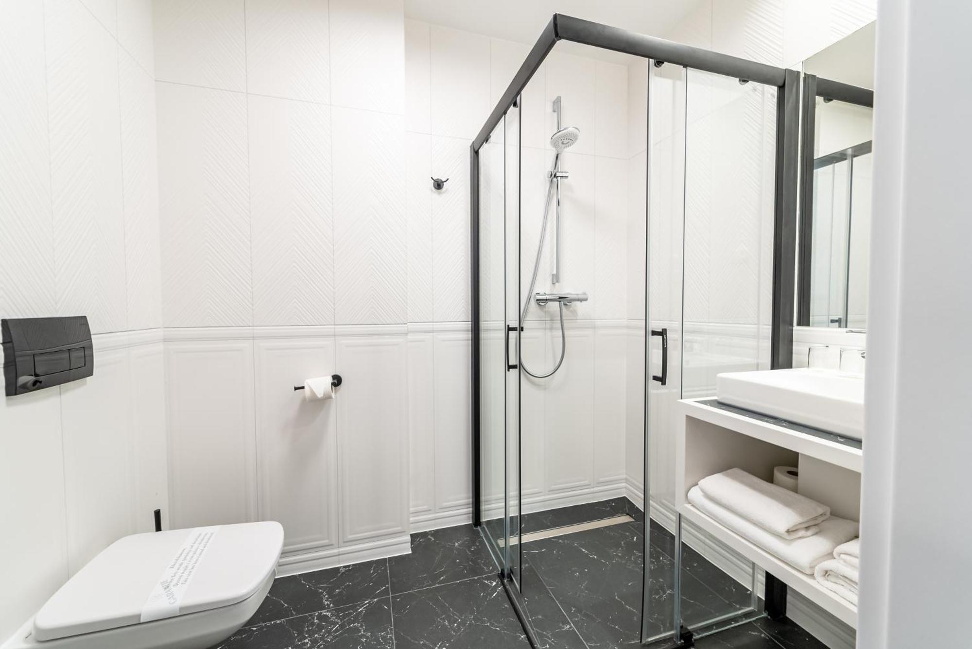 אופולה Hotel Piast מראה חיצוני תמונה